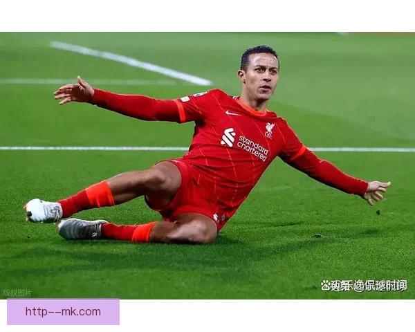 蒂亚戈因伤病困扰退役短暂加盟巴萨教练组回归足坛